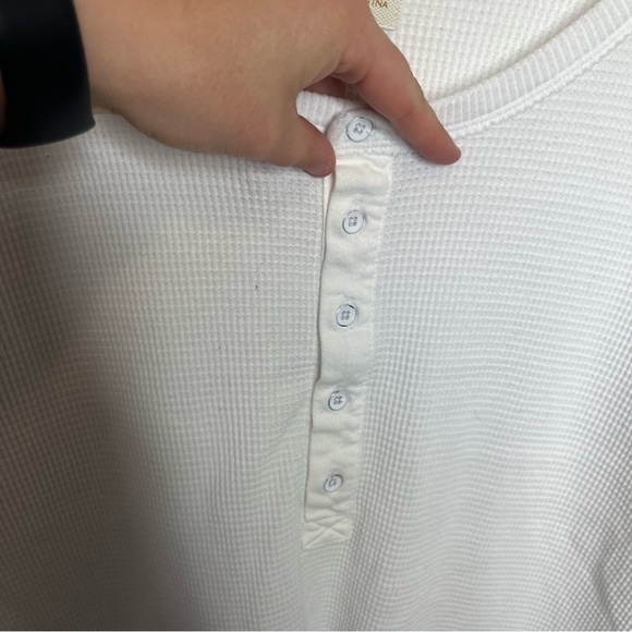 Aritzia Golden By TNA White Henley Waffle Knit Thermal Long Sleeve Size Medium - Picture 5 of 7